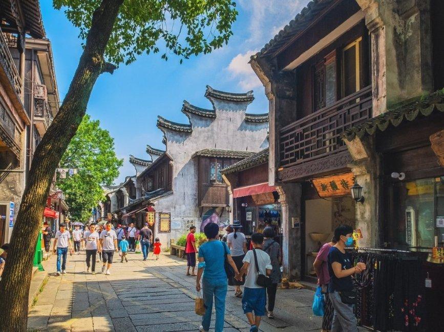 金燕西与冷清秋的婚姻，那一巴掌是对择人不慎最大的讽刺