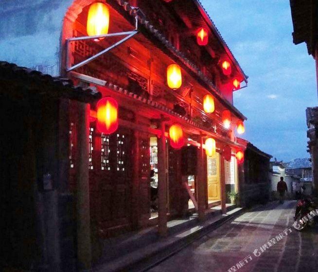 坦克出行